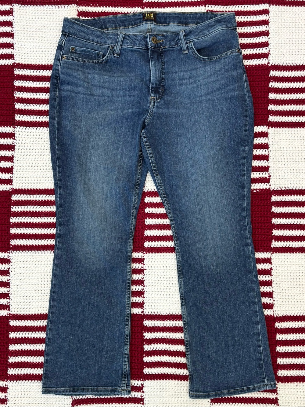 Lee Women's Mid-Rise Bootcut Jeans, Sz 14 Short, H.D. Lee Company 101CMVEW9 - Picture 2 of 16